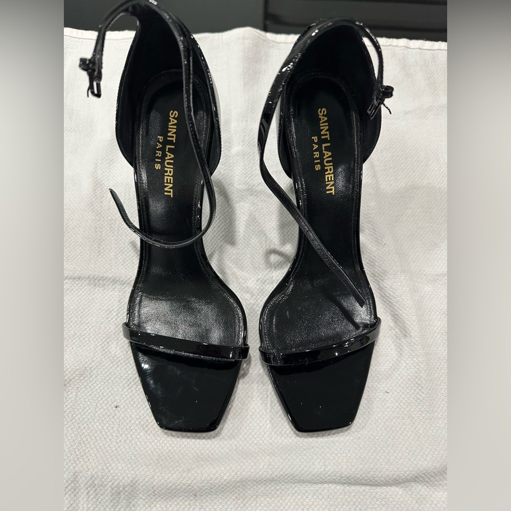 Black Saint Laurent heeled sandals for sale in very good condition!!!